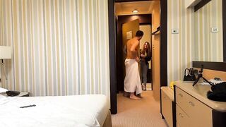 Beccato dalla mia fidanzata con la vicina di casa