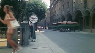 Gloria Guida scene sexy