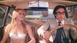 Gloria Guida scene sexy