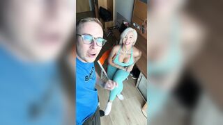 In compagnia di Kimberly gran fica social