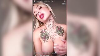 Le tettone di Paolina in diretta OF