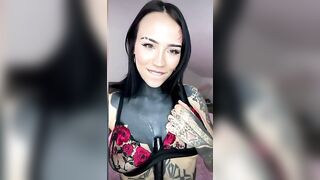 Live of della splendida suicide italiana