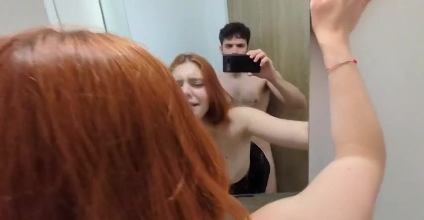 Coppia italiana fa sesso nel bagno del ristorante