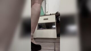 Ambra teen porcellina italiana si msditalina in intimo