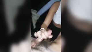 Mi spompina fino a farmi sborrare