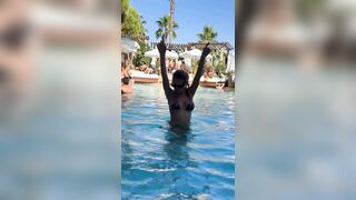 Asia Gianese in vacanza