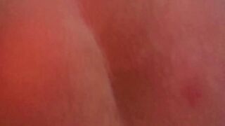 Hai una fica cosi bagnata che scoparla è splendido