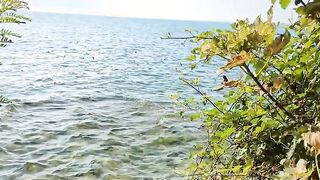 Pompino e scopata rossa scopata sugli scogli