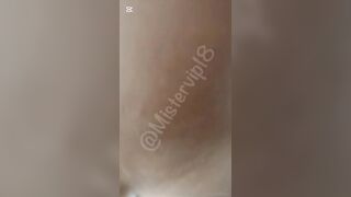 Diciottenne italiana vuole provare un trio con due amici OF