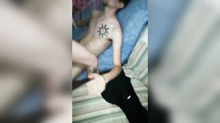 Stamo arrapati - Trio con amica troia romana