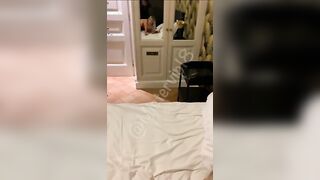 Biondina italiana uclona social scopata a pecora