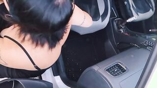 Pompino deepthroat prima di cena moglie porca