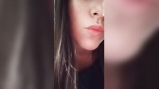 Dedicato a te mi spoglio in bagno nuda