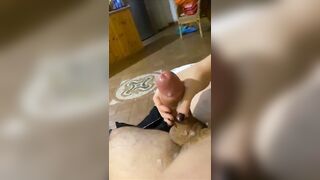 Sega amica brava con la mano amatoriale