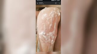 Ha proprio un gran bel culo la giovane influencer italiana