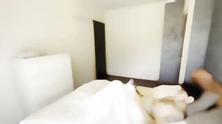 Sessantanove e scopata con giovane donna delle pulizie