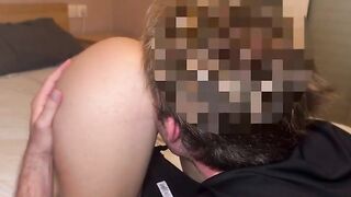 Scopata a pecorina e sborrata sul culo