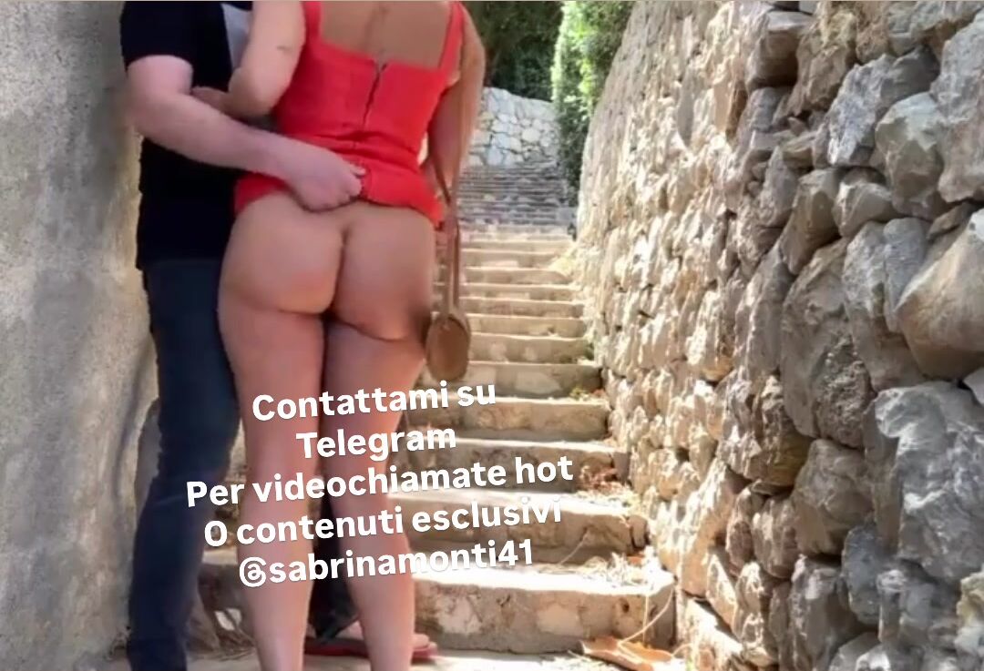 Sabrina Monti scopata in strada