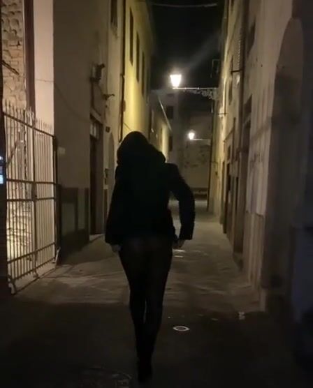 Milf italiana bionda scopata anale in hotel