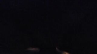 Mia moglie cavalca un toro