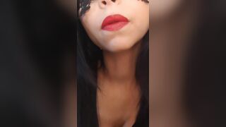 Splendida dominicana calda e le sue calde labbra