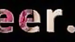 Lady Ana si masturba con cazzo enorme in ogni buco