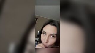 Ditalino pompino e scopata mora tettona italiana