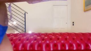 JOI ITALIANO - Ragazza fica social si masturba con la pizza