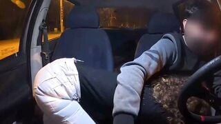 Fammi fare la troia che ci sono i guardoni