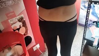 Moglie troia in camerino