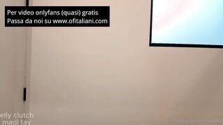 Se non la lecchi a lavoro godi solo a metà