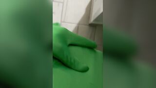 Italiana sbattuta da supereroe