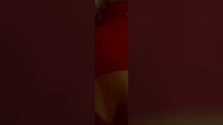 A pecora con bel nero che mi scopa davanti al cornuto