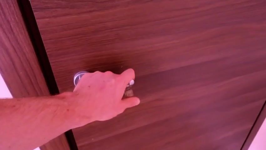 Voglio che mi scopi il culo e me lo riempi di sperma