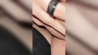 Pompino e scopata in macchina fidanzata tettona