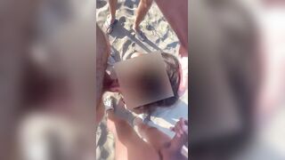 Pompini moglie italiana in spiaggia