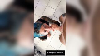 Puffa italiana mi spompina e ingoia