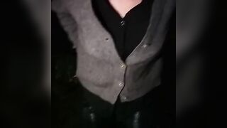 Fammi vedere il culo e le tette