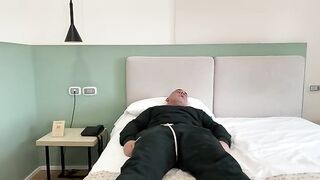 La dottoressa Marg0t si occupa del paziente Christian che la incula