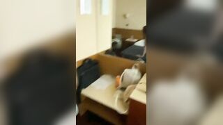 Cameriera scopata a pecorina