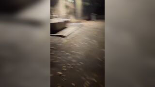 Moglie scopata di notte a Roma all'aperto