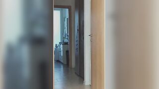 Pomeriggio di gran sesso sul divano coppia italiana