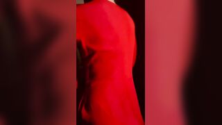 Strip seducente moglie italiana