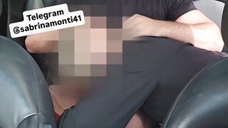 Succhiare in auto la mia passione ????