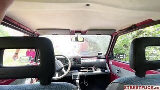 Ad4 18 enne scopata in camporella sul cofano dell'auto