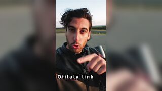 Ascolta attentamente questo video