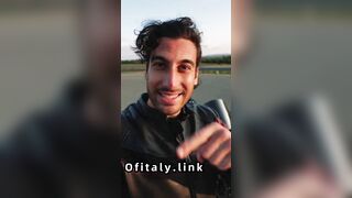 Ascolta attentamente questo video