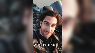 Ascolta attentamente questo video