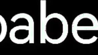 Maria Sofia Federico in vasca da bagno