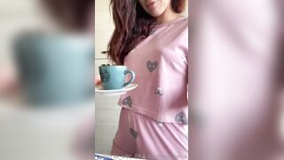 Dopo colazione ti faccio fare una bella sborrata